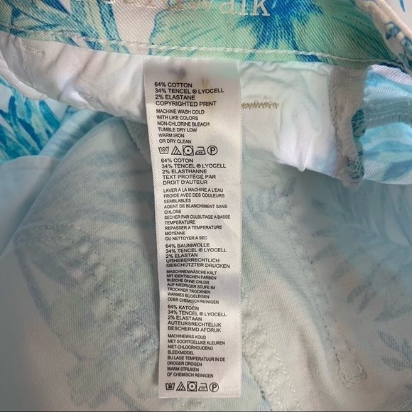 TOMMY Bahama Women's Blue Tropical Denim Boardwalk Capri Jeans Pants size 26 - Picture 8 of 14